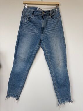 Paige Denim Hoxton Crop Jeans with Raw hemline - skinny jeans